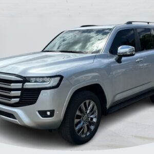 land cruiser station wagon 2024